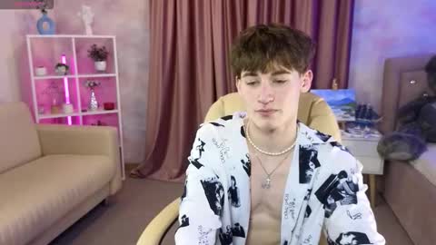 Evan online show from February 19, 9:00 pm