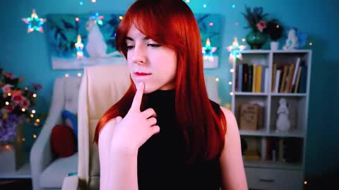 Eva  online show from January 10, 3:48 pm