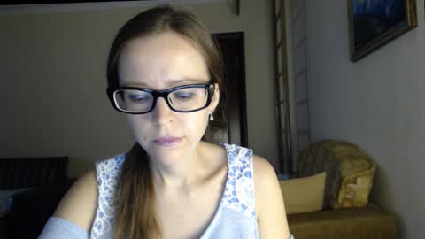 Snapshot of evangeline06 chatting on September 27, 9:14 am YourMistress online show from September 27, 9:14 am
