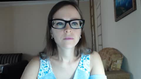 Snapshot of evangeline06 chatting on September 30, 8:30 am YourMistress online show from September 30, 8:30 am