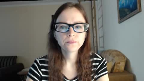 Snapshot of evangeline06 chatting on March 1, 8:49 am YourMistress online show from March 1, 8:49 am