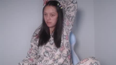 eva  online show from September 11, 2:33 am