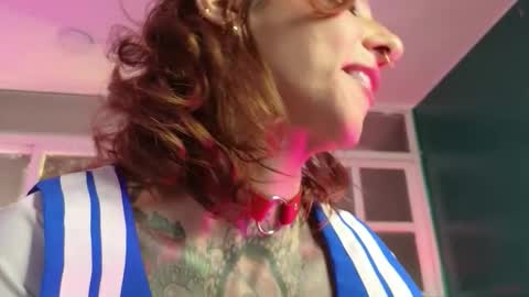 Evangelyne online show from October 4, 3:43 pm