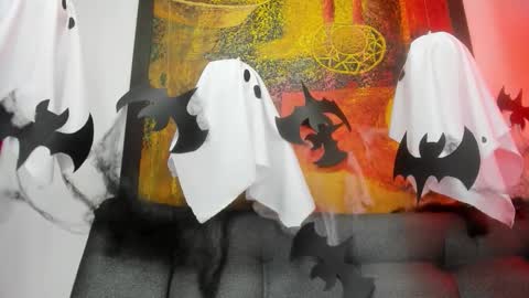 Evan and Susan online show from October 18, 3:46 pm