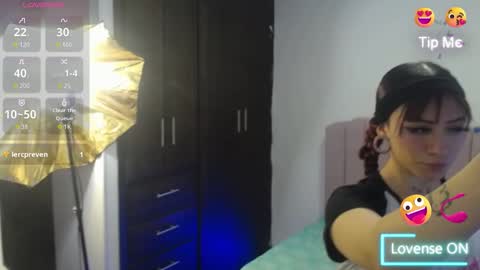 Snapshot of evanss_lx chatting on September 24, 6:33 pm Evanssa lx online show from September 24, 6:33 pm