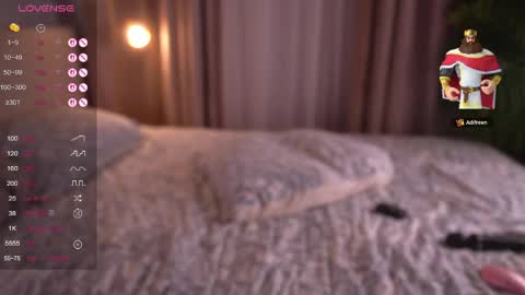 evaorion_ online show from March 30, 8:10 pm