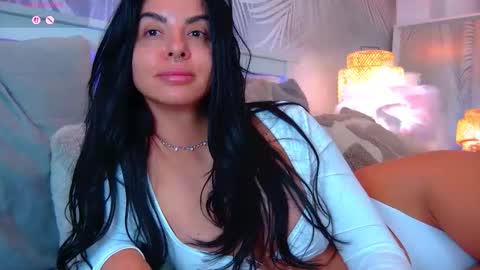 evareyss online show from October 5, 11:19 am