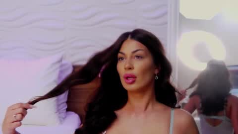 EvaRhea online show from September 16, 3:51 am