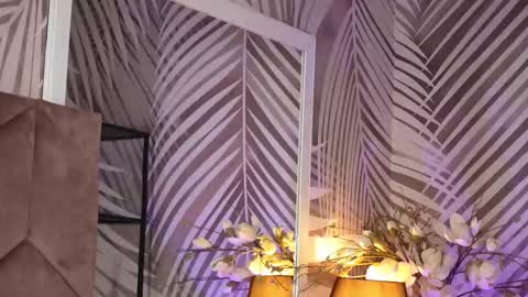 EvaRhea online show from November 27, 4:03 am