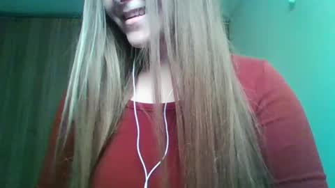 evasapples2026 online show from February 20, 7:58 pm