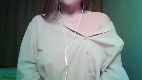 evasapples2026 online show from April 9, 8:36 pm