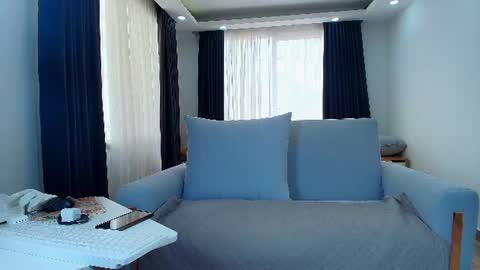 Snapshot of evasweet__ chatting on July 18, 6:23 pm EVA LUNA online show from July 18, 6:23 pm