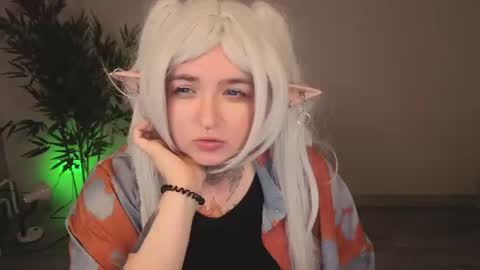 Snapshot of evathewitcher chatting on June 27, 12:59 am EvaTheWitcher online show from June 27, 12:59 am