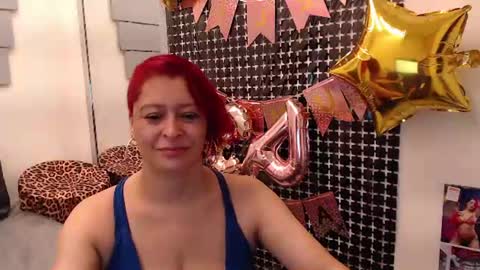 Snapshot of evatwiss chatting on June 18, 12:31 pm Eva Twiss online show from June 18, 12:31 pm