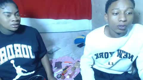 Eva And Emmanuel online show from June 21, 10:56 pm