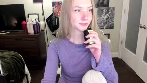 Goddess Eve online show from December 6, 11:14 pm