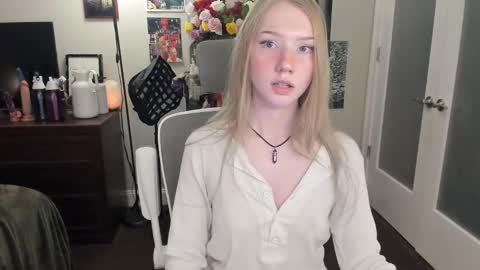 Goddess Eve online show from December 23, 11:17 pm