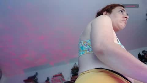 Eve Blue  friends. IG eve blue77 TW EveBlue 1 OF eveblue7 online show from April 12, 2:05 am