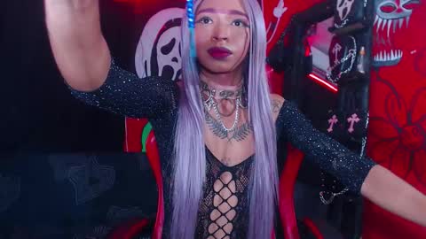 eve dark online show from September 19, 12:17 pm