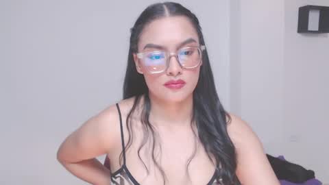 Snapshot of eve_rox18 chatting on April 28, 11:21 pm Eve Rox18 online show from April 28, 11:21 pm