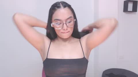 Snapshot of eve_rox18 chatting on May 8, 8:25 pm Eve Rox18 online show from May 8, 8:25 pm