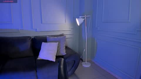 Eve  online show from December 1, 8:03 pm