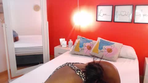   online show from March 1, 3:25 pm