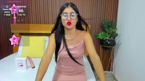 BELLA online show from February 18, 12:06 pm