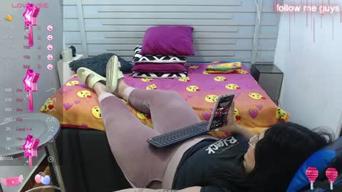 evelin zaens online show from February 8, 9:56 am