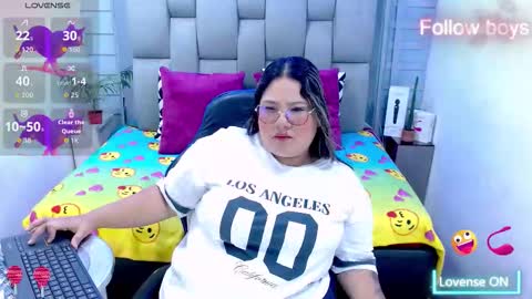 Snapshot of evelin_zaens chatting on February 5, 6:40 am evelin zaens online show from February 5, 6:40 am