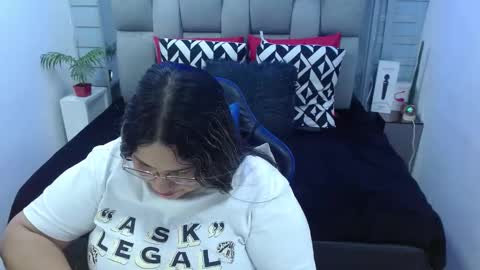 evelin zaens online show from March 21, 4:17 am