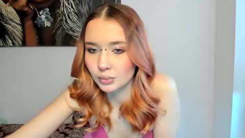 Snapshot of evelinacat chatting on April 6, 3:57 pm evelinacat online show from April 6, 3:57 pm