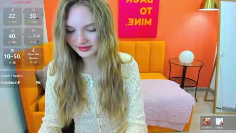 Snapshot of evelineamore chatting on May 24, 8:52 am Eveline online show from May 24, 8:52 am