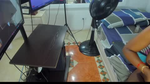 Snapshot of evelonga_707 chatting on January 11, 7:05 pm DAYANITA online show from January 11, 7:05 pm
