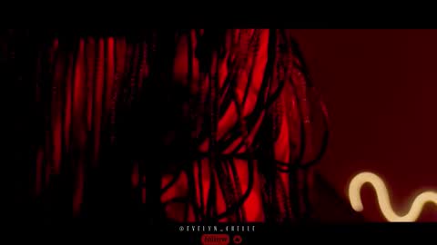 Snapshot of evelyn_chelle chatting on February 11, 8:47 pm Im Eve or Chelle Next Stream 191224 online show from February 11, 8:47 pm