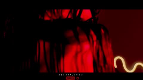 Snapshot of evelyn_chelle chatting on February 14, 10:28 pm Im Eve or Chelle Next Stream 191224 online show from February 14, 10:28 pm