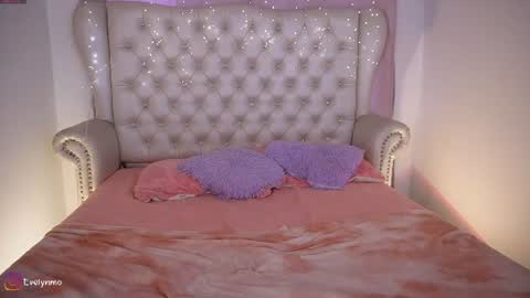 evelyn evelyn online show from June 29, 5:35 pm