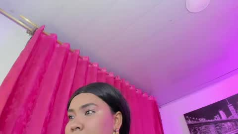 Snapshot of evelyn_sandoval chatting on May 17, 11:45 pm Evelyn Sandoval online show from May 17, 11:45 pm