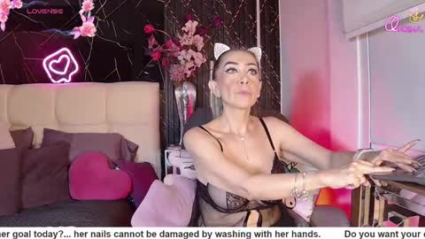 EvelynaGrey online show from May 18, 4:18 am