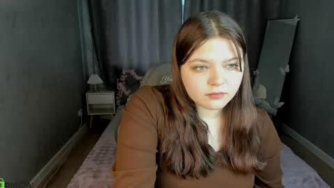Snapshot of evelyne_loo chatting on May 9, 1:11 am Evelyne Loo online show from May 9, 1:11 am