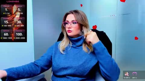 evelyne_rose online show from February 14, 6:12 am