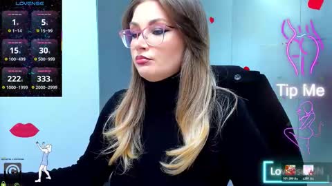 evelyne_rose online show from January 12, 5:56 am