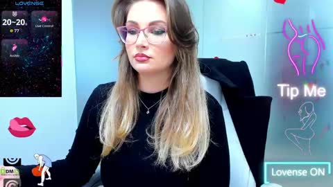 evelyne_rose online show from March 8, 6:17 am