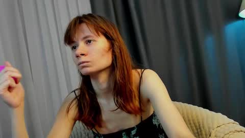 Snapshot of evelynjin_ chatting on October 13, 8:20 pm Evelyn online show from October 13, 8:20 pm