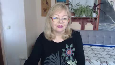 BarbaraBlondy online show from February 3, 11:59 am