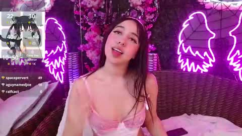 Snapshot of everly_grace chatting on October 26, 9:10 pm everly_grace online show from October 26, 9:10 pm