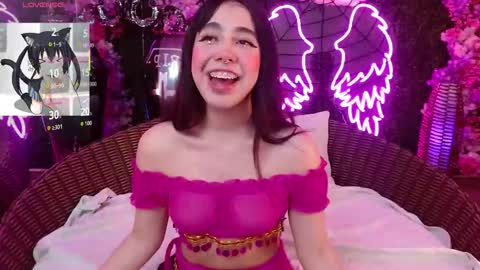 Snapshot of everly_grace chatting on October 28, 8:44 pm everly_grace online show from October 28, 8:44 pm