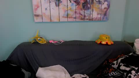 Everly online show from April 20, 8:39 am