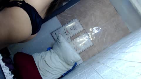 Snapshot of eves_candy chatting on September 19, 2:57 am Chloe mae online show from September 19, 2:57 am