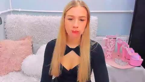 Snapshot of evettegold chatting on February 8, 2:31 pm Eve online show from February 8, 2:31 pm